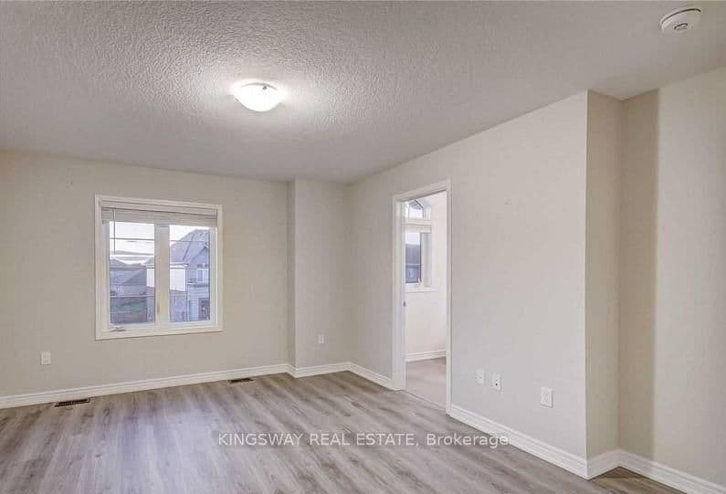 16 BRADBURY Road - Image 5