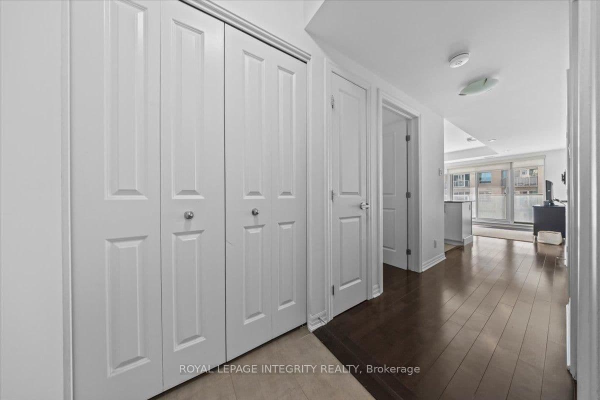 242 Rideau Street, Unit 909 - Image 3