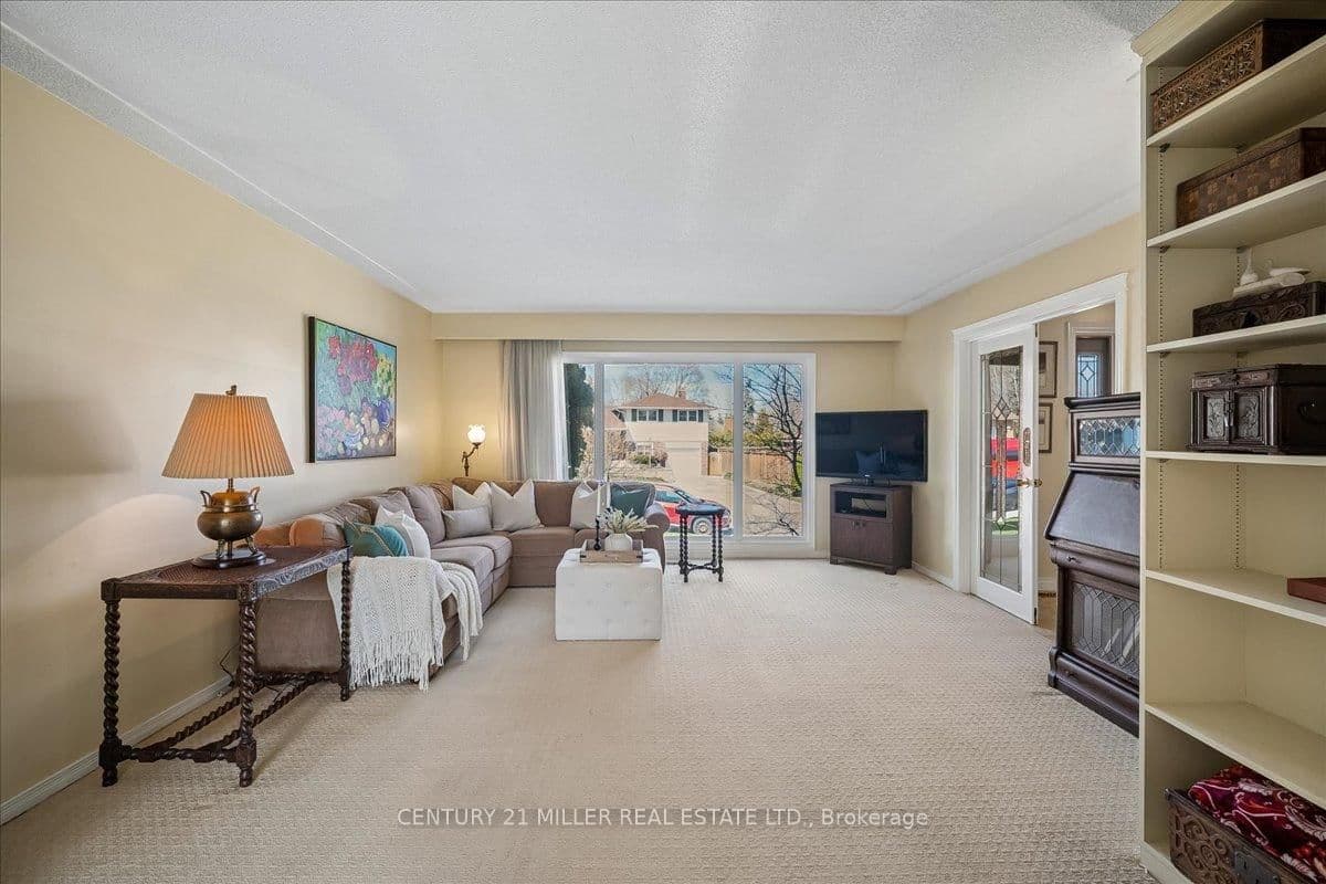 5 Cortina Crescent - Image 6