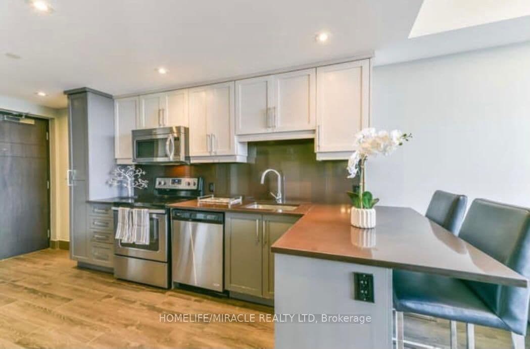 330 Phillip Street, Unit N-808 - Image 1