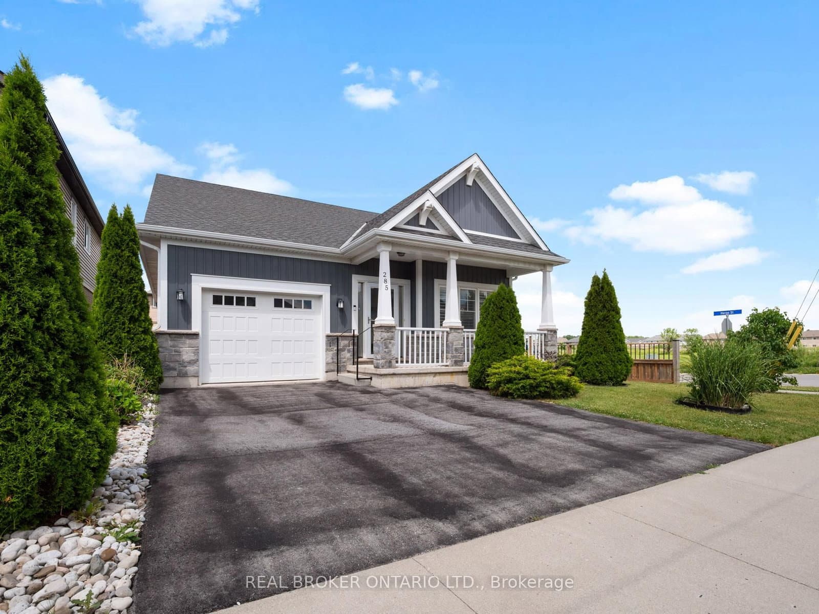 285 South Pelham Road - Image 2