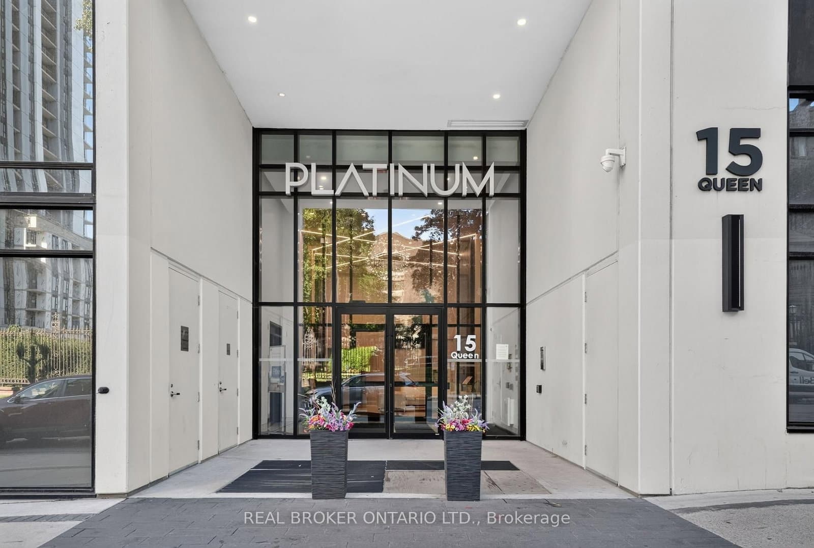 15 Queen Street S, Unit 1206 - Image 2