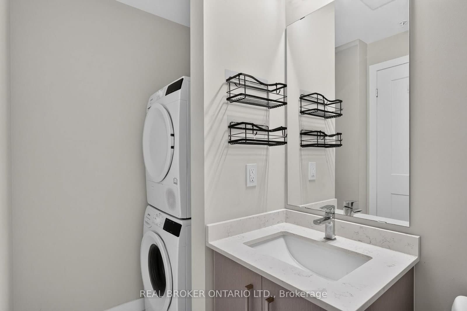 15 Queen Street S, Unit 1206 - Image 6
