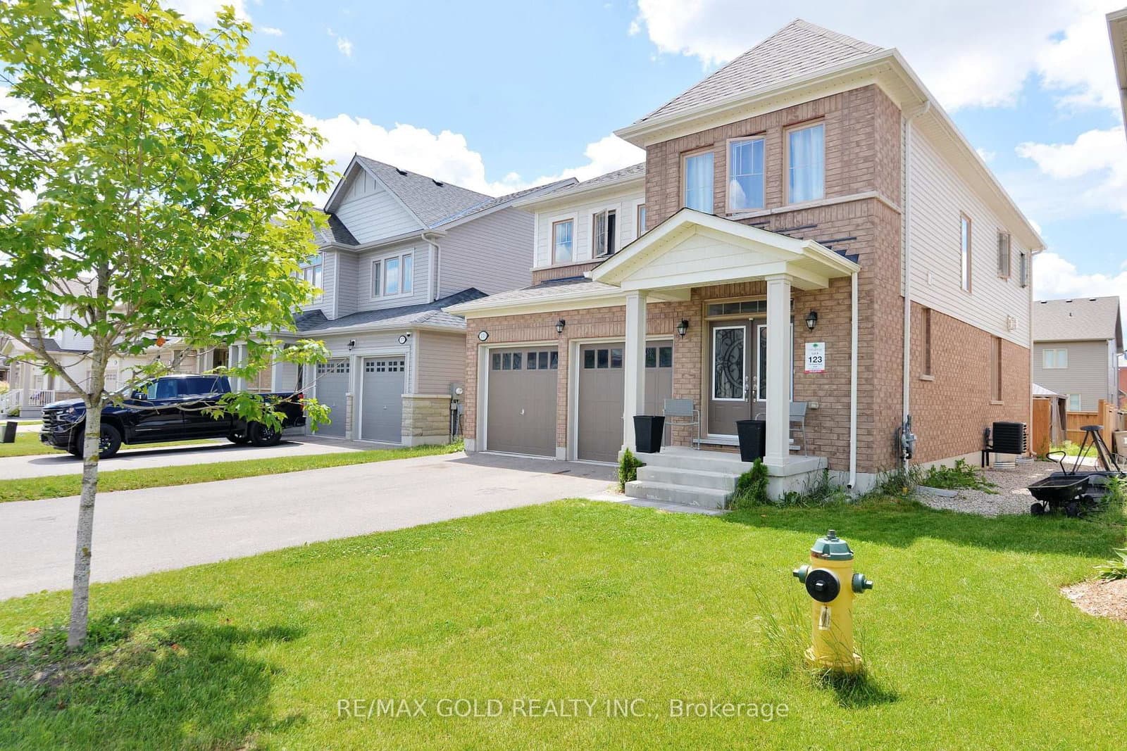 133 Harpin Way E - Image 3