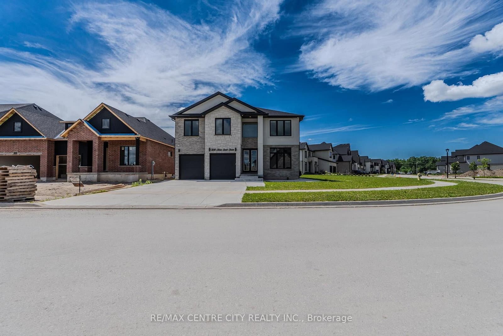 7290 Silver Creek Circle - Image 2