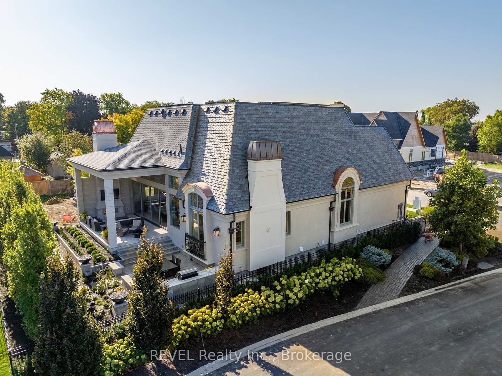 28 Cottage Street - Image 2