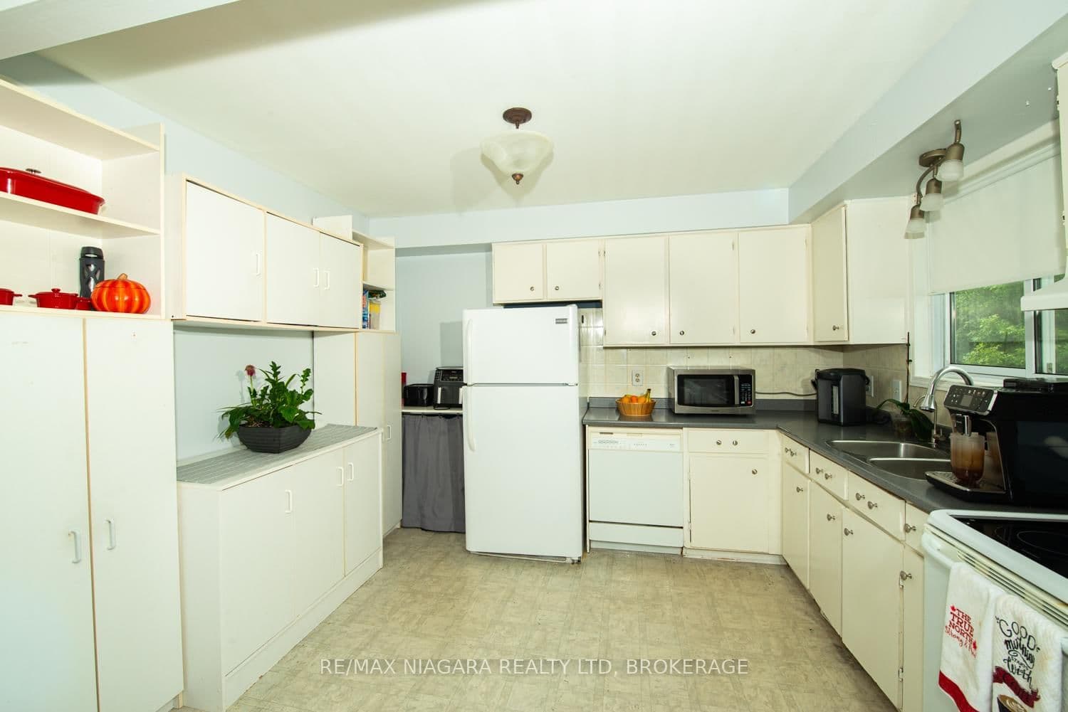 47 Elmvale Crescent - Image 6