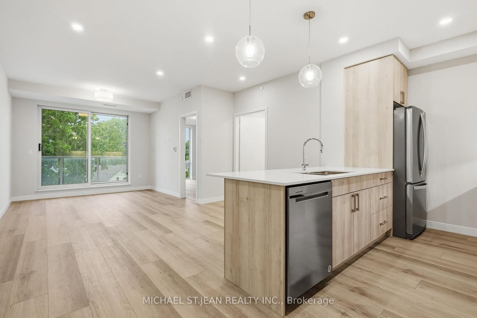 118 West Street, Unit 304 - Image 4