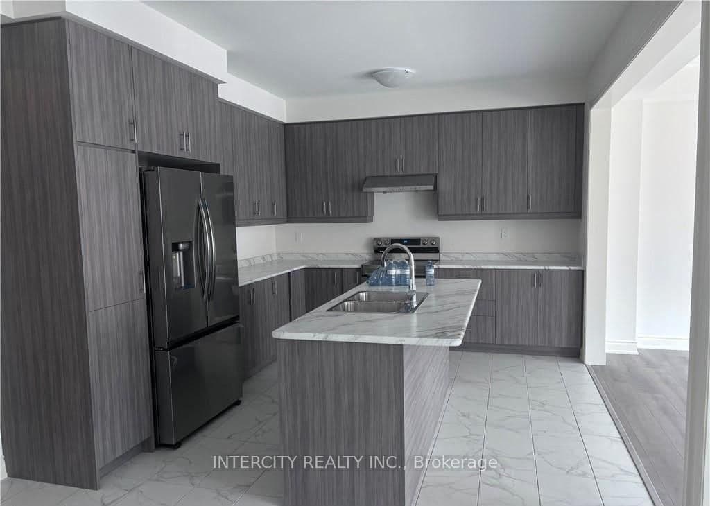 90 Attwater Drive - Image 2