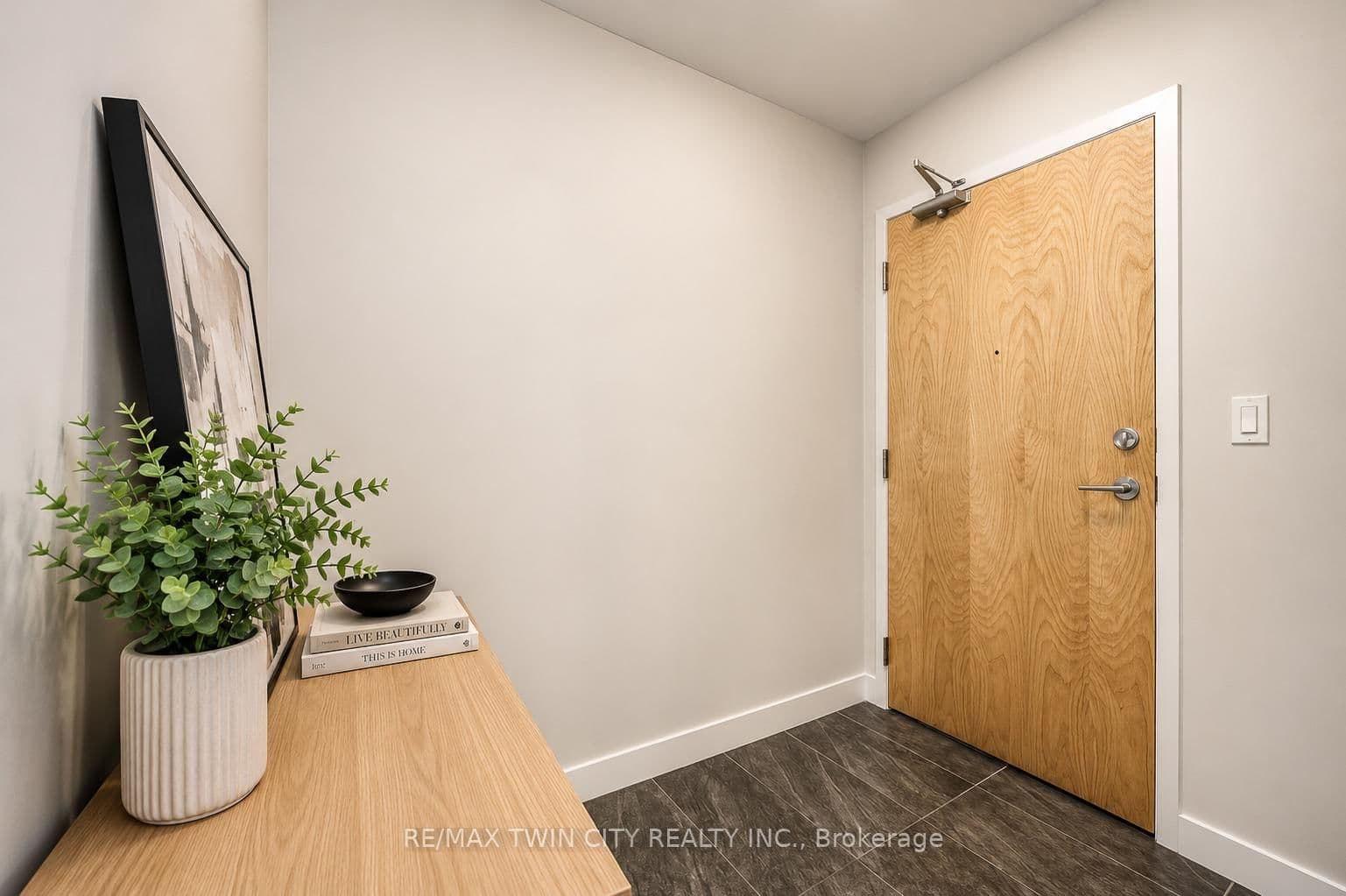 1 Victoria Street S, Unit 409 - Image 3