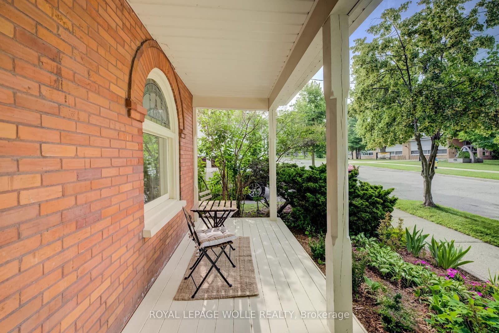 25 Central Street - Image 6