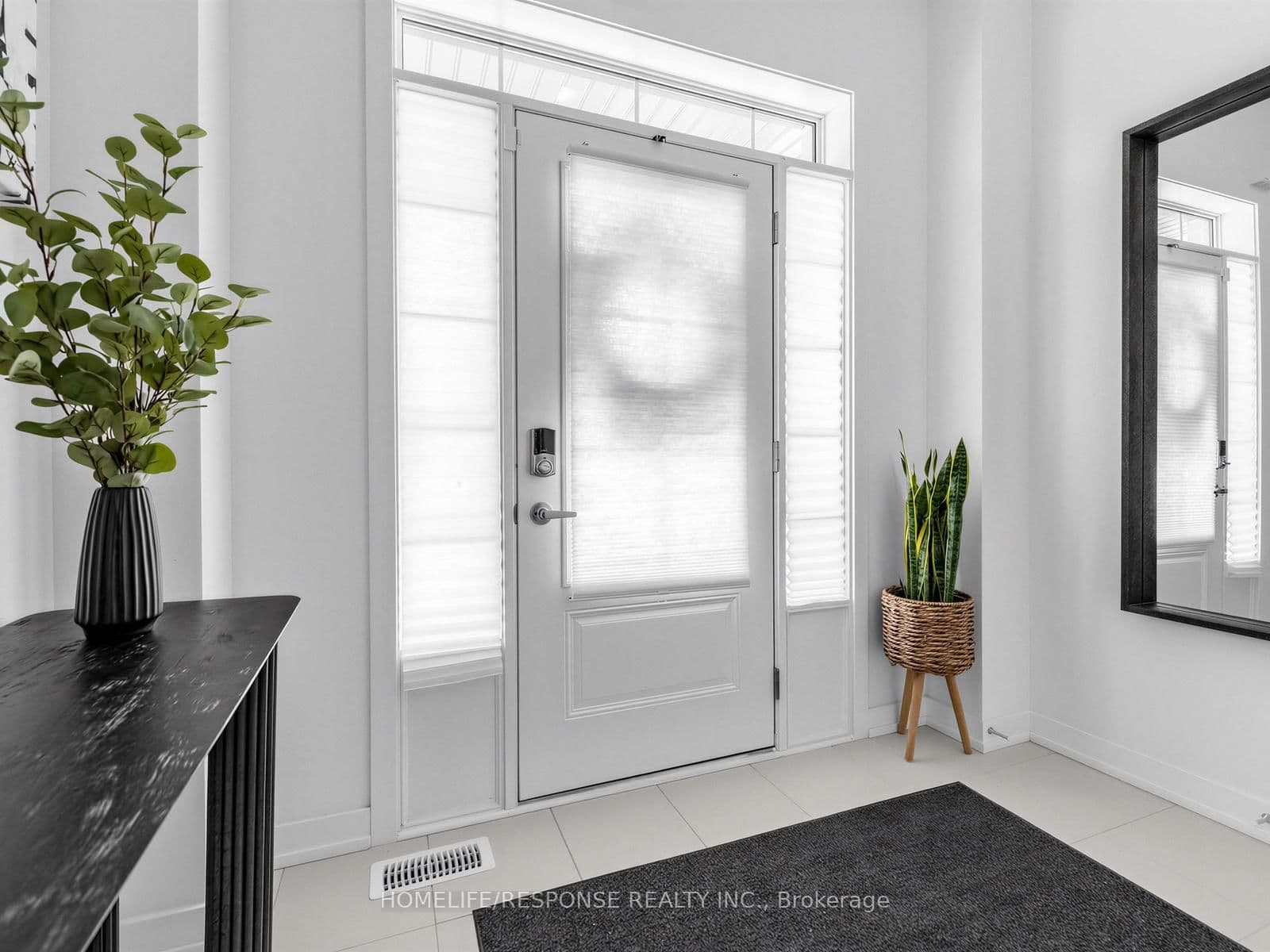 13 Stanley Leitch Drive - Image 3