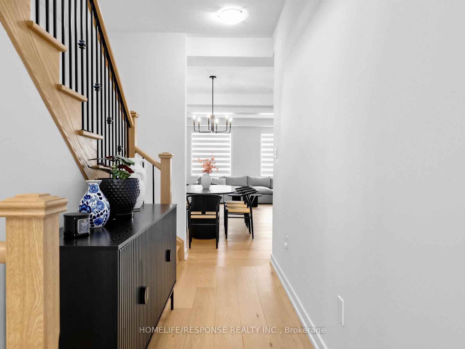 13 Stanley Leitch Drive - Image 4