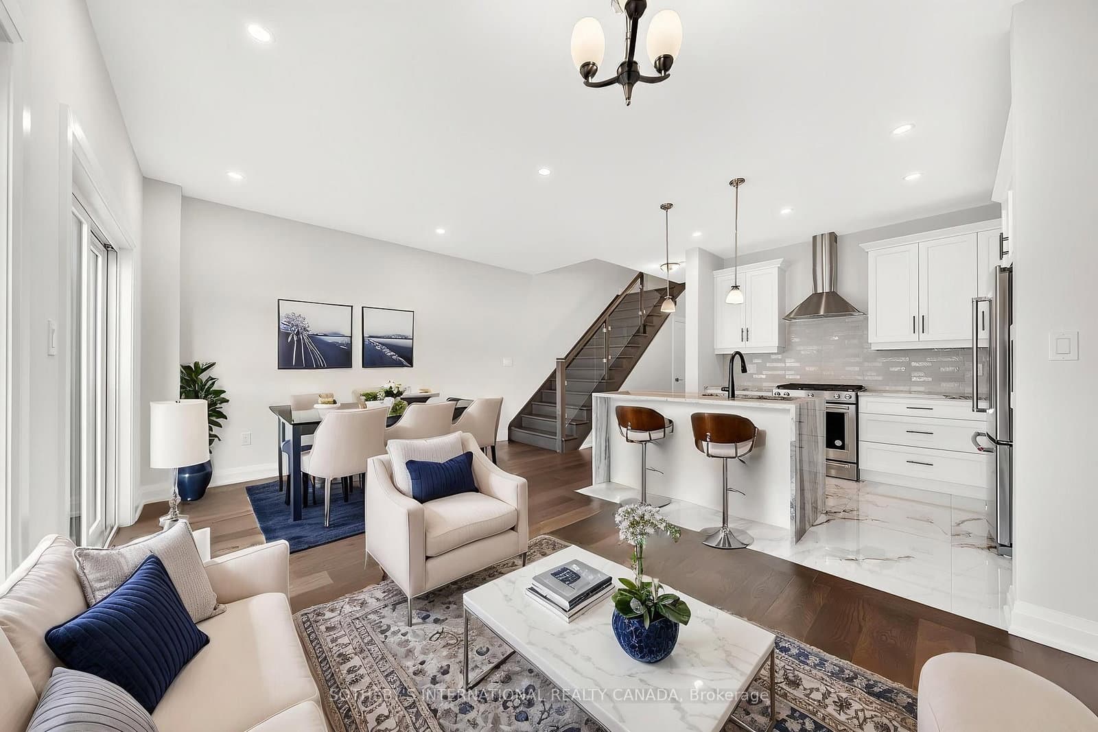 675 Victoria Road N, Unit 14 - Image 1