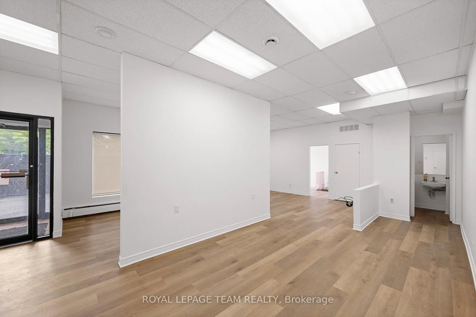 945 Richmond Road - Image 3