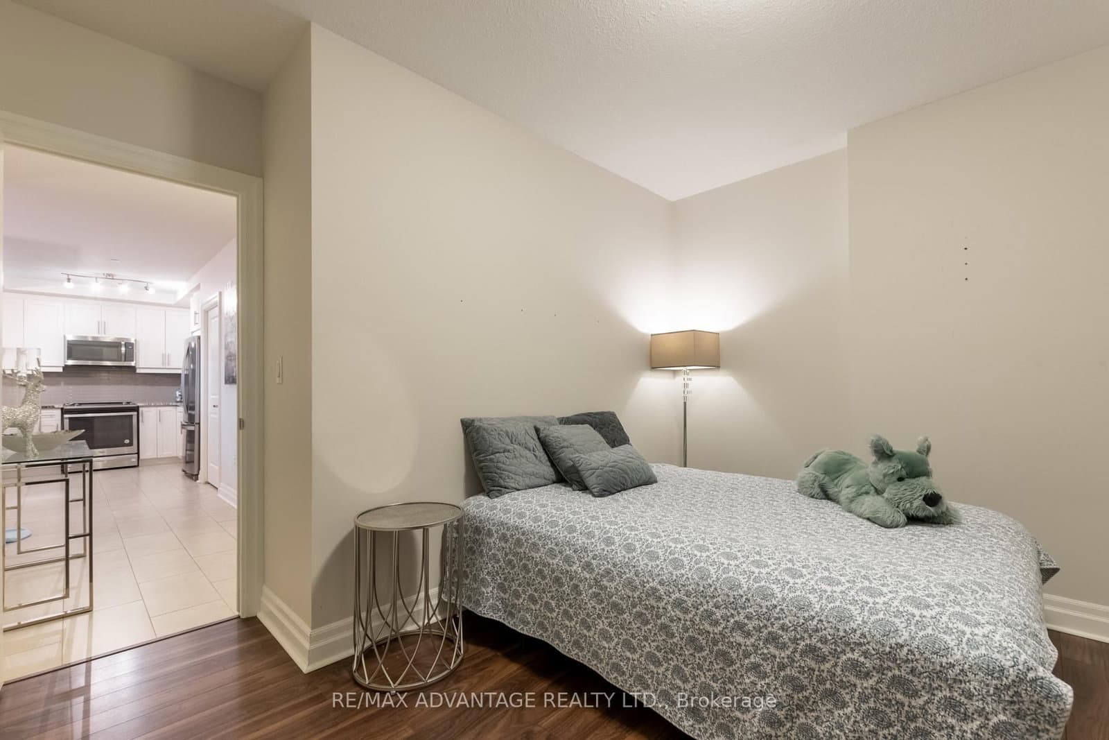 260 Villagewalk Boulevard, Unit 603 - Image 3