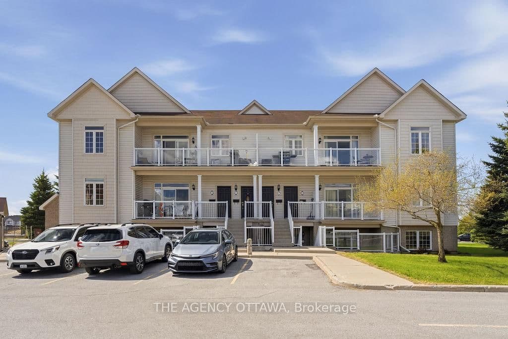 109 Artesa Private, Unit C - Image 1