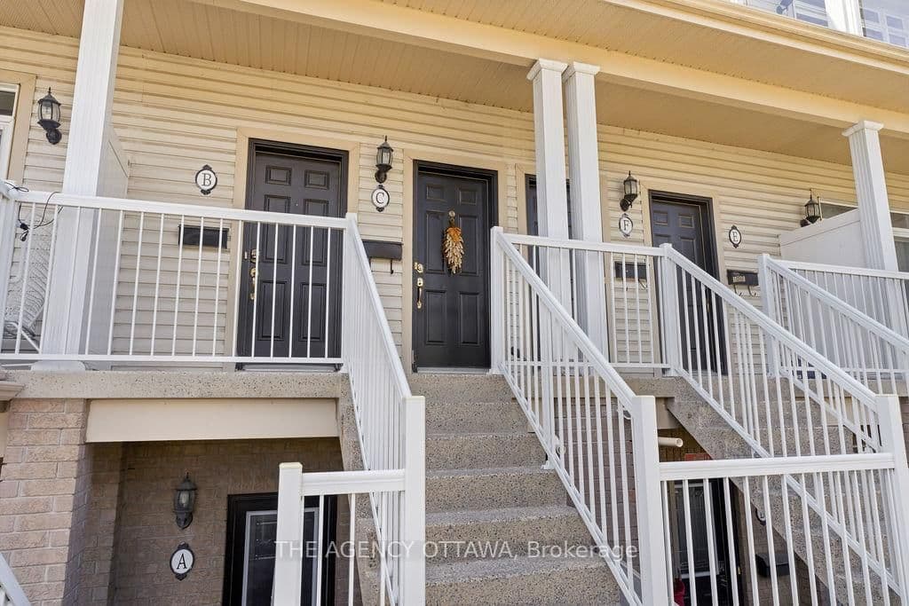 109 Artesa Private, Unit C - Image 3