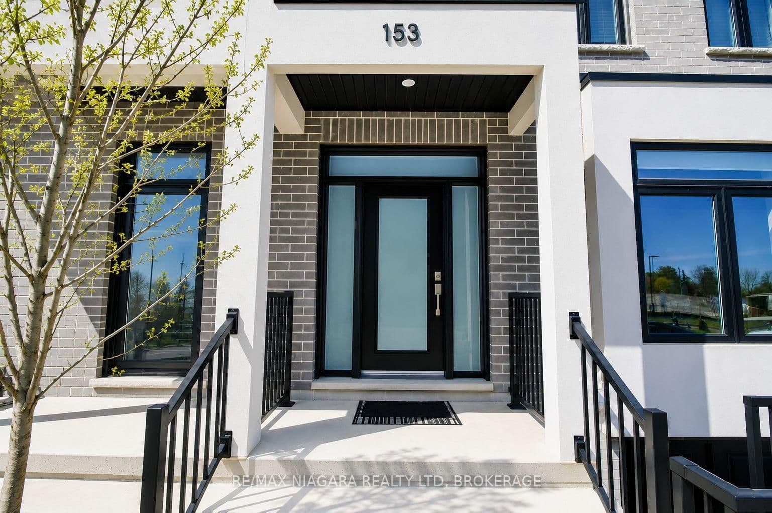 153 Summersides Boulevard - Image 2