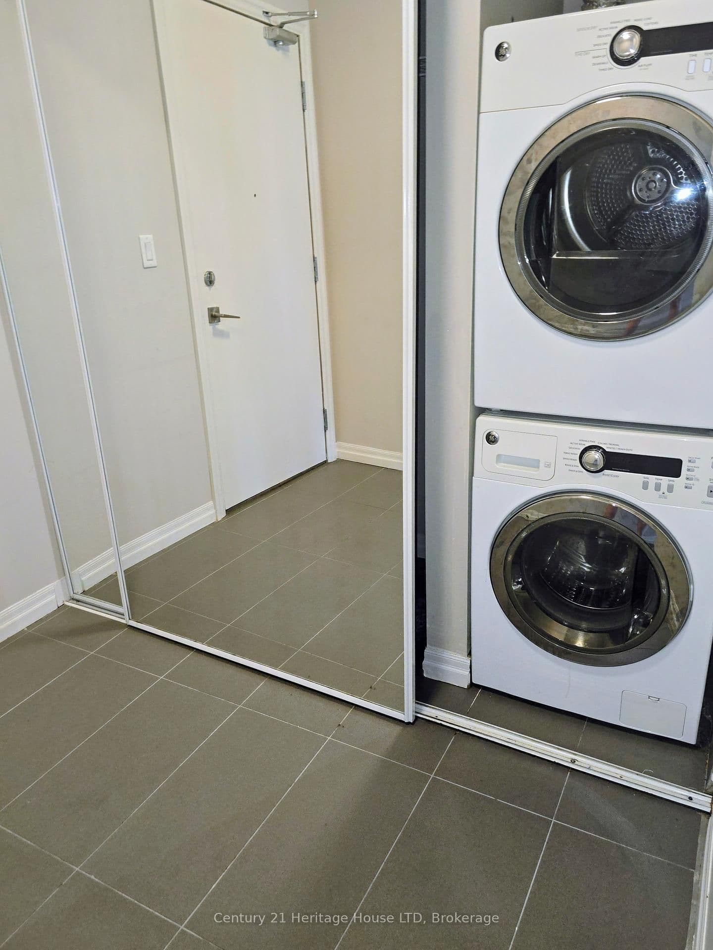 560 NORTH SERVICE Road, Unit 608 - Image 5