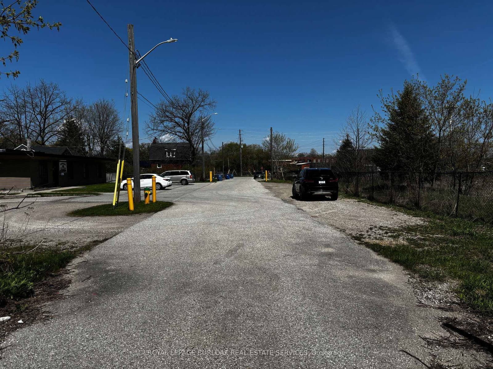 23 Petrolia Street - Image 3
