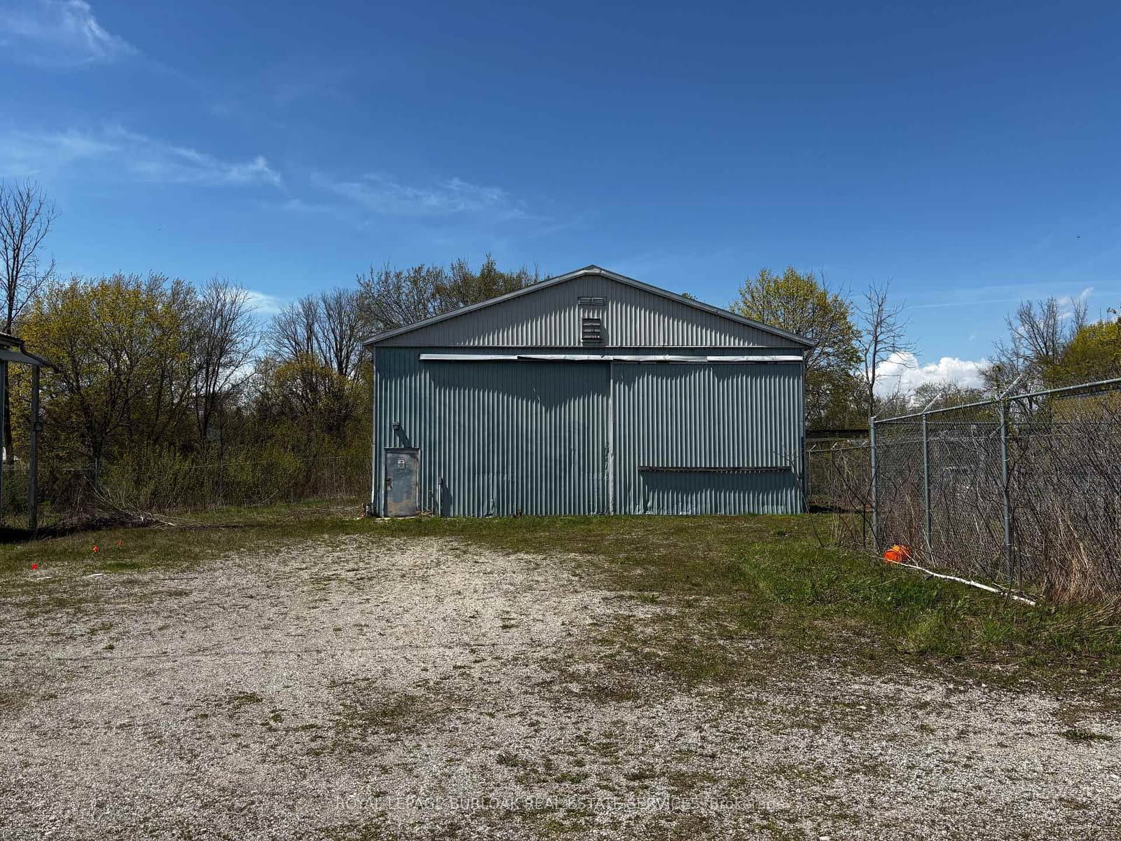 23 Petrolia Street - Image 5