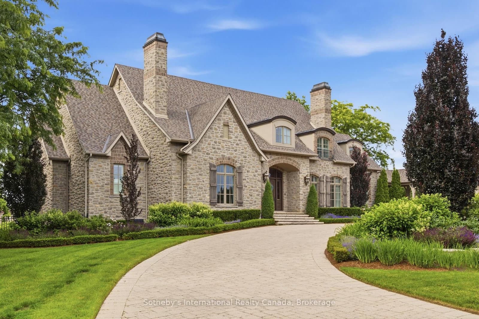 28 Deer Ridge Crescent - Image 3