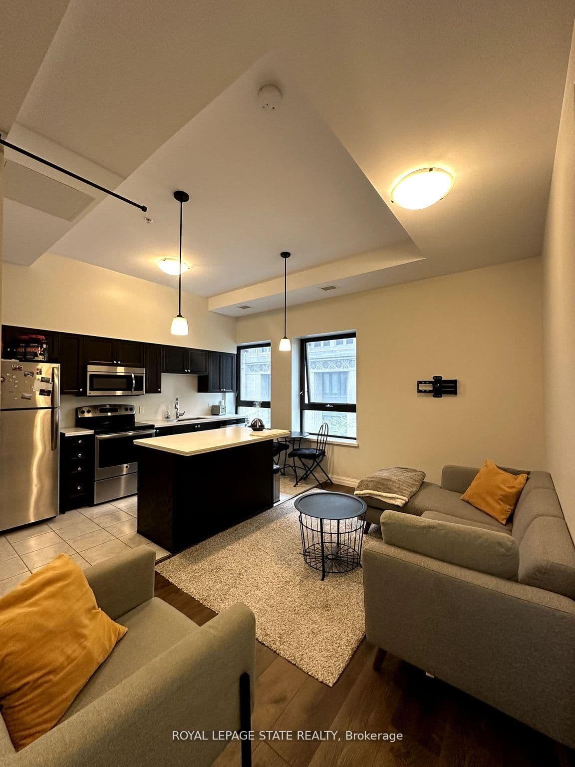 112 King Street E, Unit 306 - Image 2