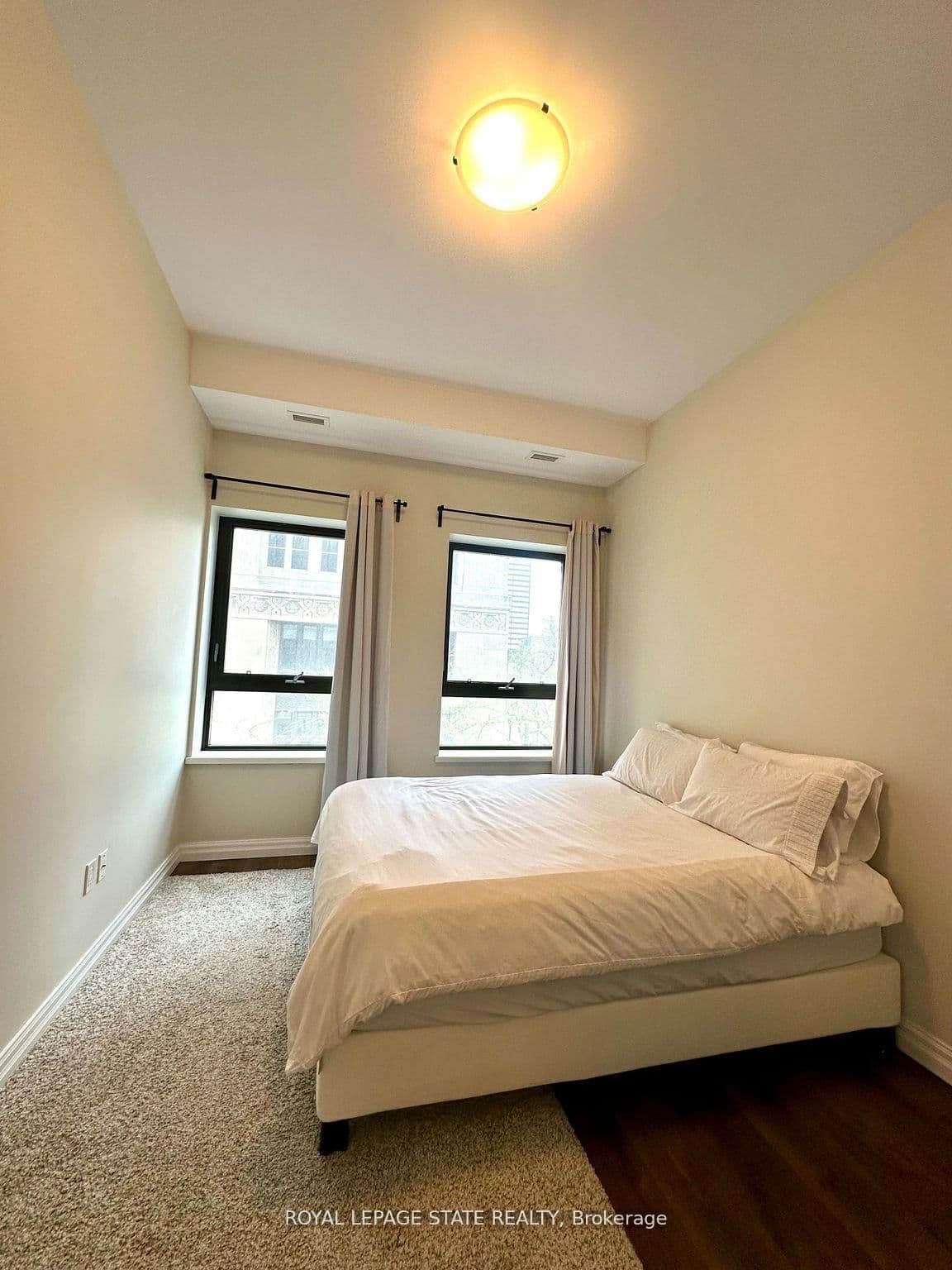 112 King Street E, Unit 306 - Image 4