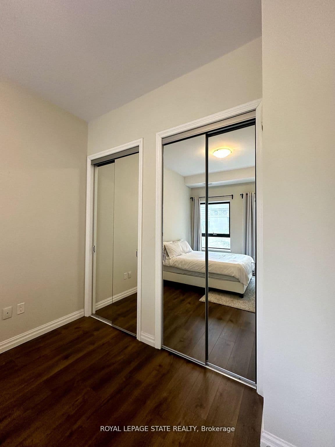 112 King Street E, Unit 306 - Image 5