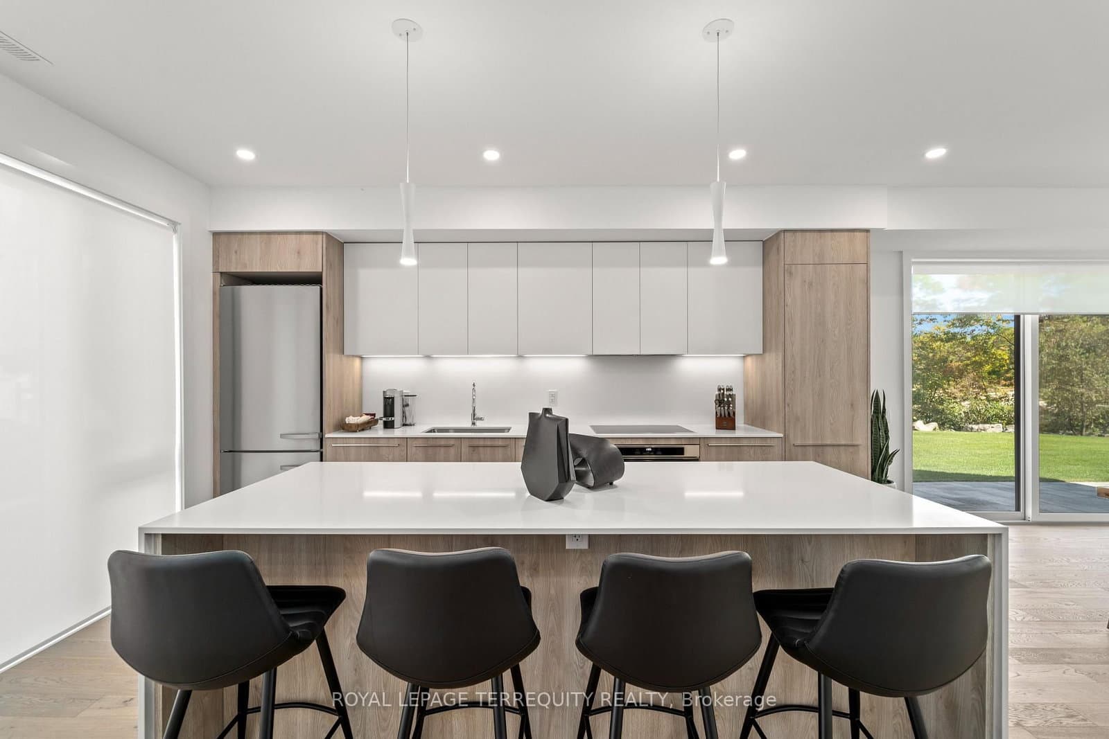 35 Rockmount Crescent - Image 3