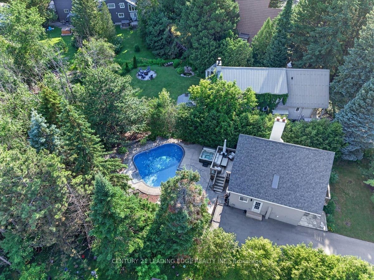 143 Campbell Crescent - Image 6