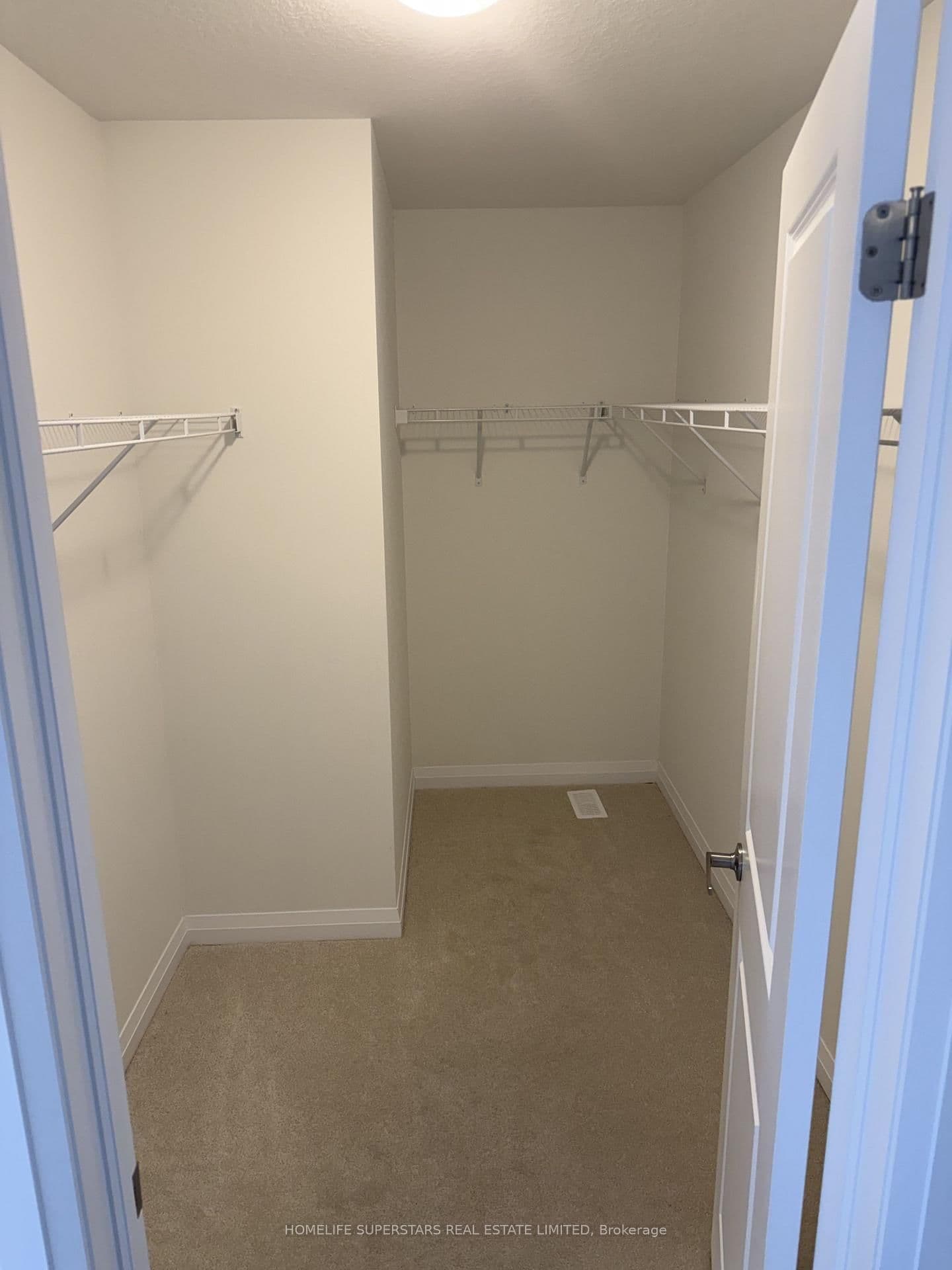 2 Stanley Avenue - Image 6