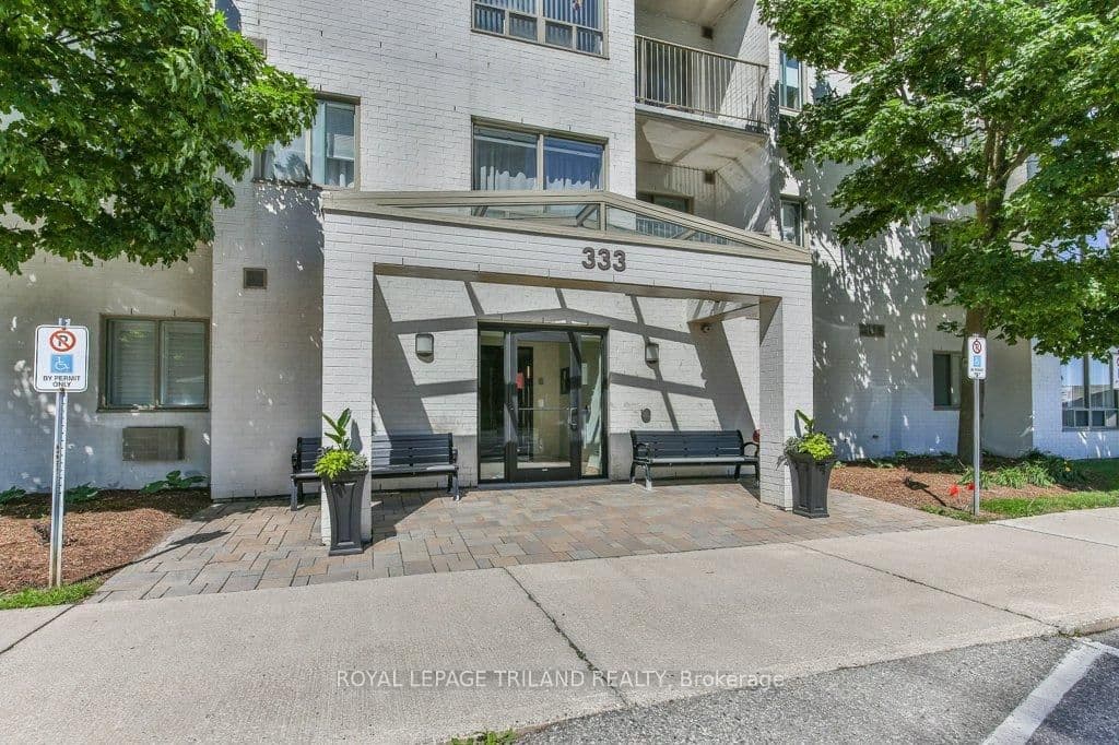 333 Commissioners Road W, Unit 405 - Image 3