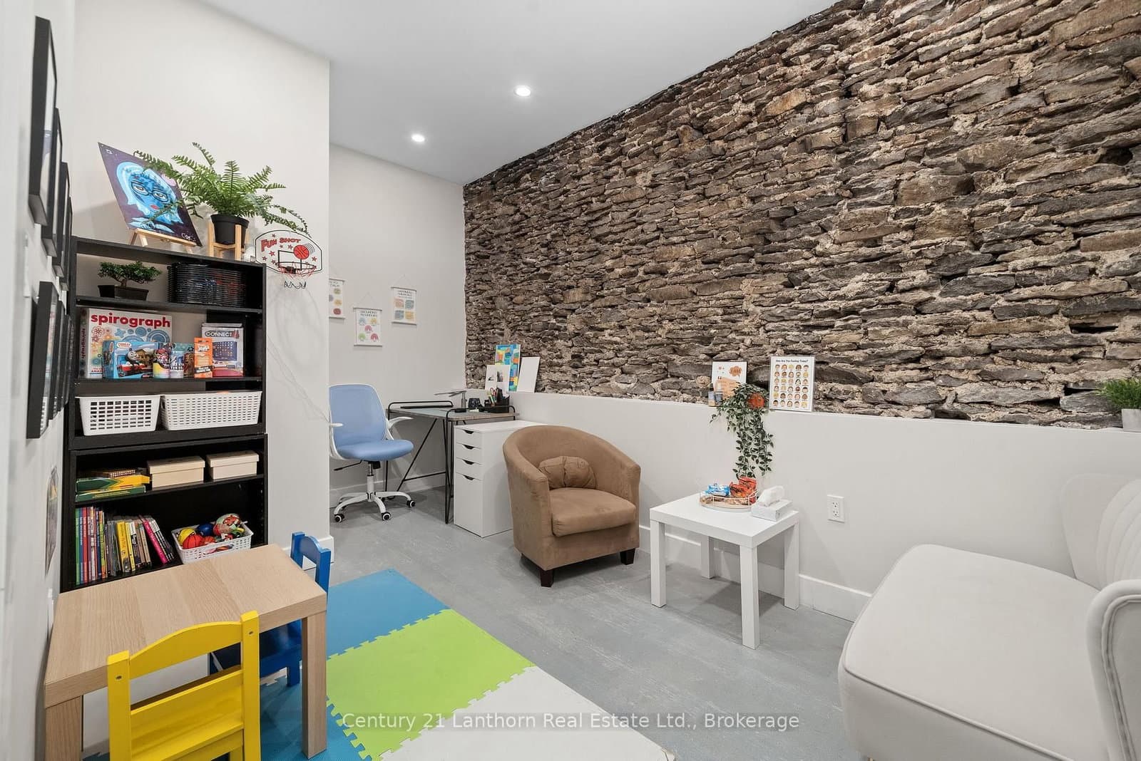 233 Front Street - Image 5