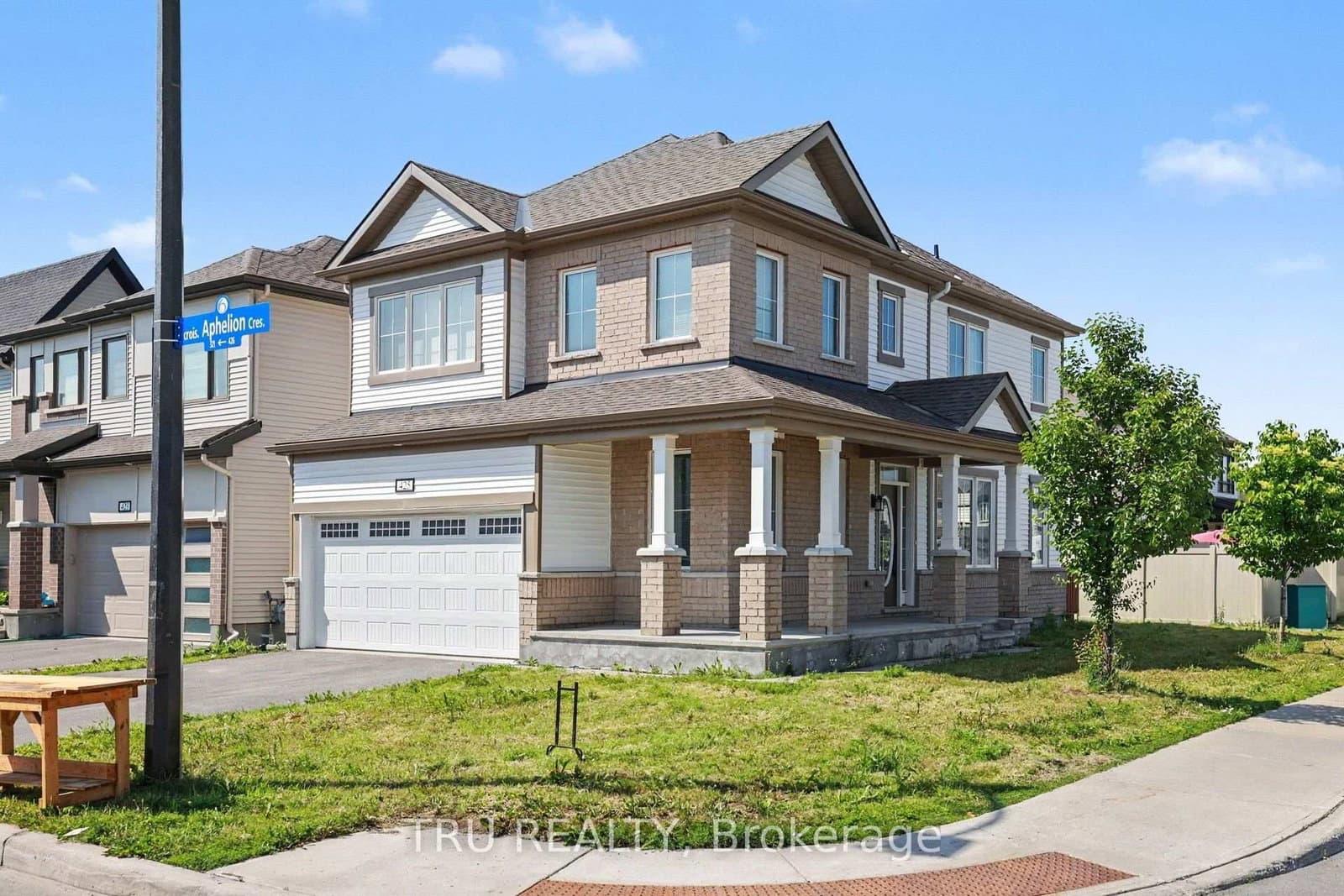 425 Aphelion Crescent - Image 2