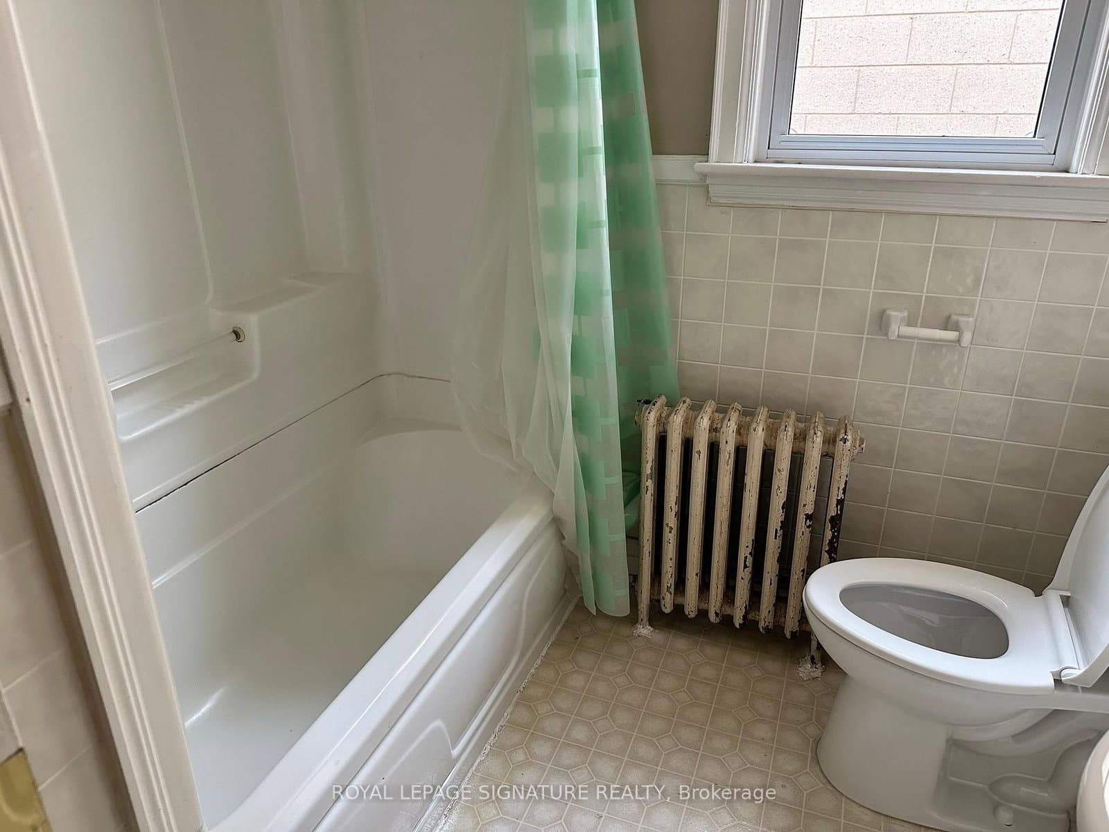 1062 Main Street W - Image 5