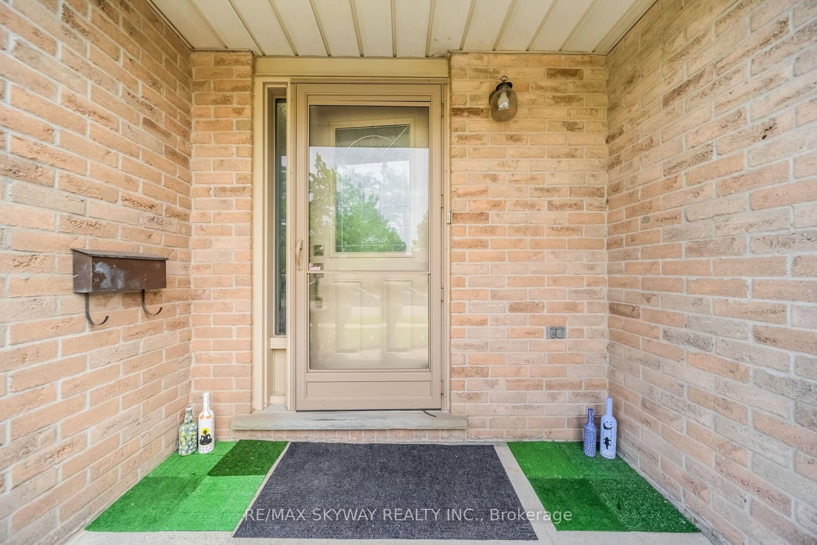 42 Newbury Drive - Image 6