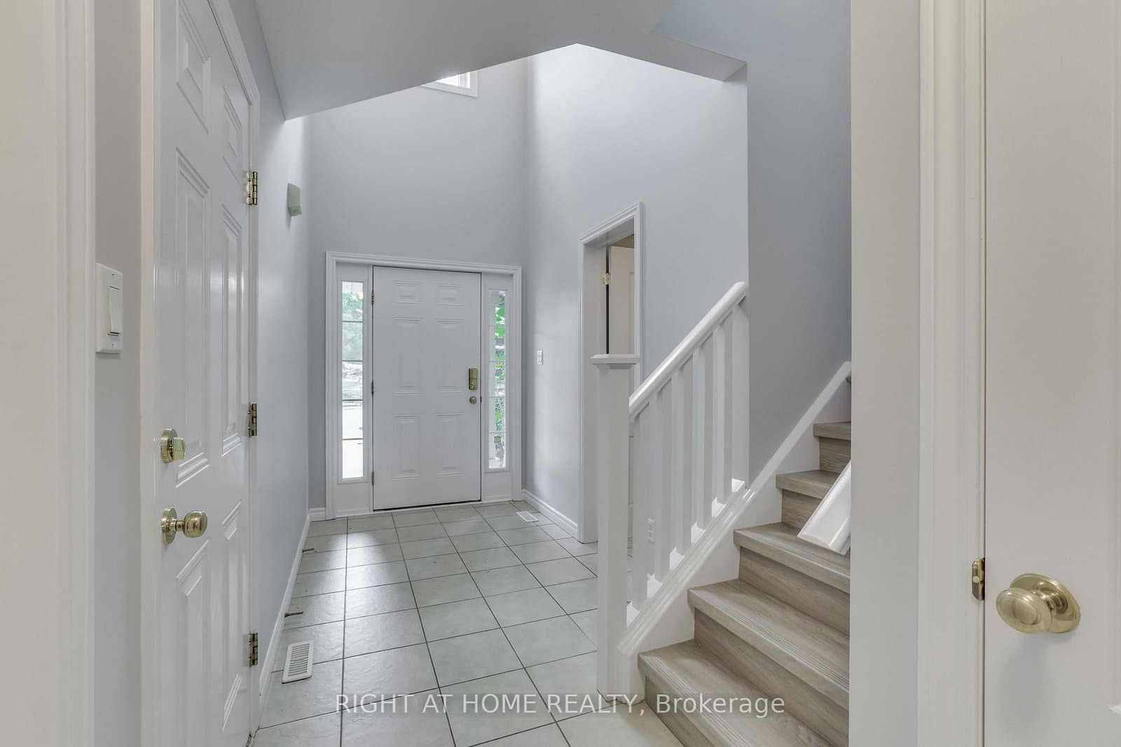 2206 Coronation Drive - Image 4