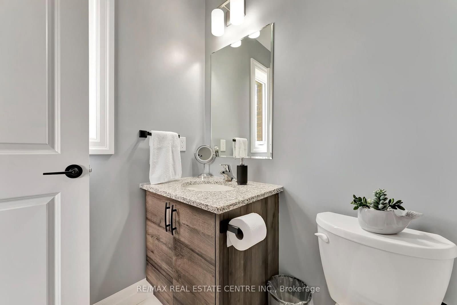 32 Faith Street, Unit 6 - Image 4