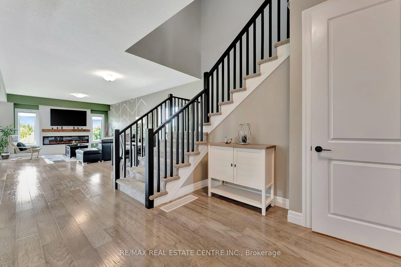 32 Faith Street, Unit 6 - Image 5