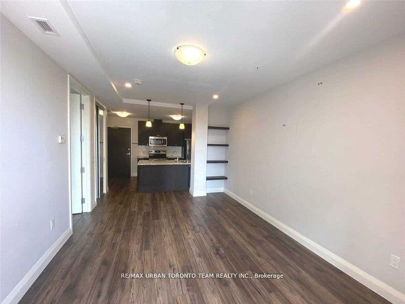 118 King Street E, Unit 621 - Image 5