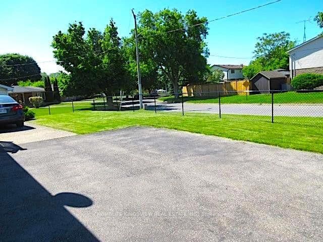 37 Allan Drive - Image 5