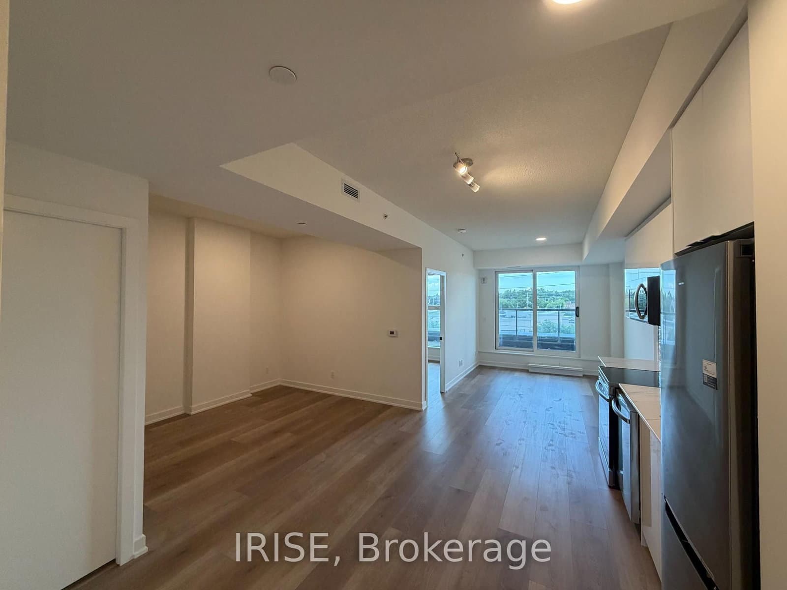 33 Erie Avenue, Unit 304 - Image 1