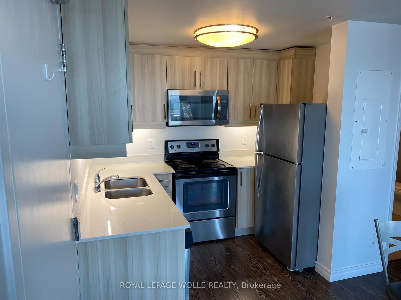 158 King Street N, Unit 2504 - Image 4