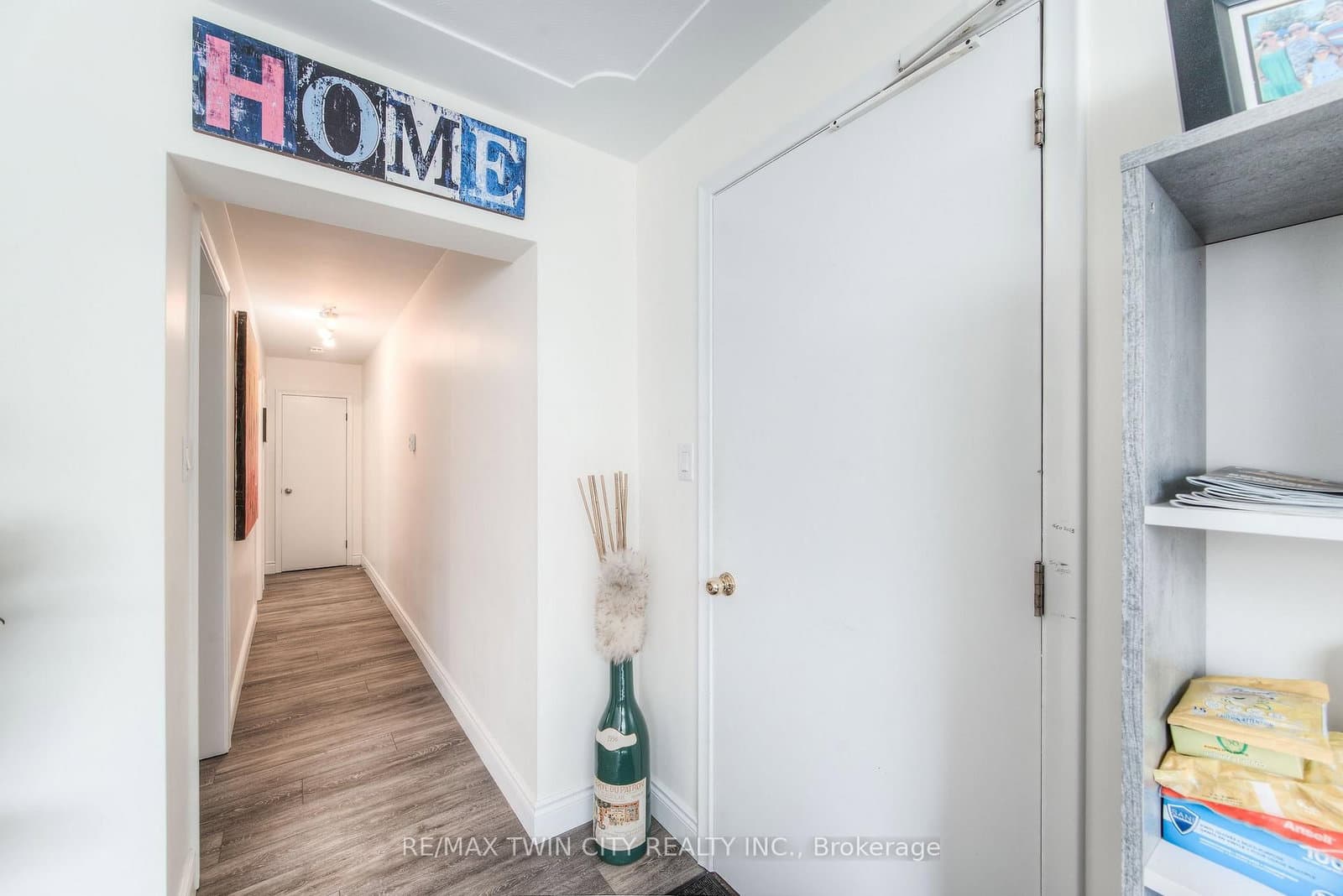 132 Allen Street E, Unit 1 - Image 6