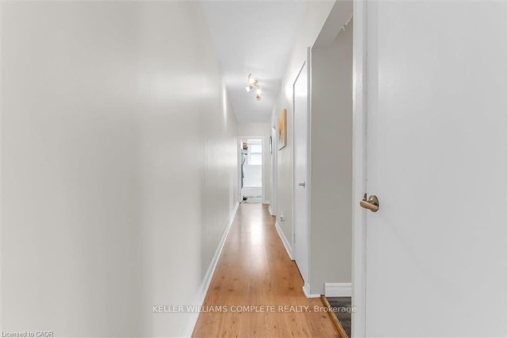 4 Robinson Street, Unit 14 - Image 6