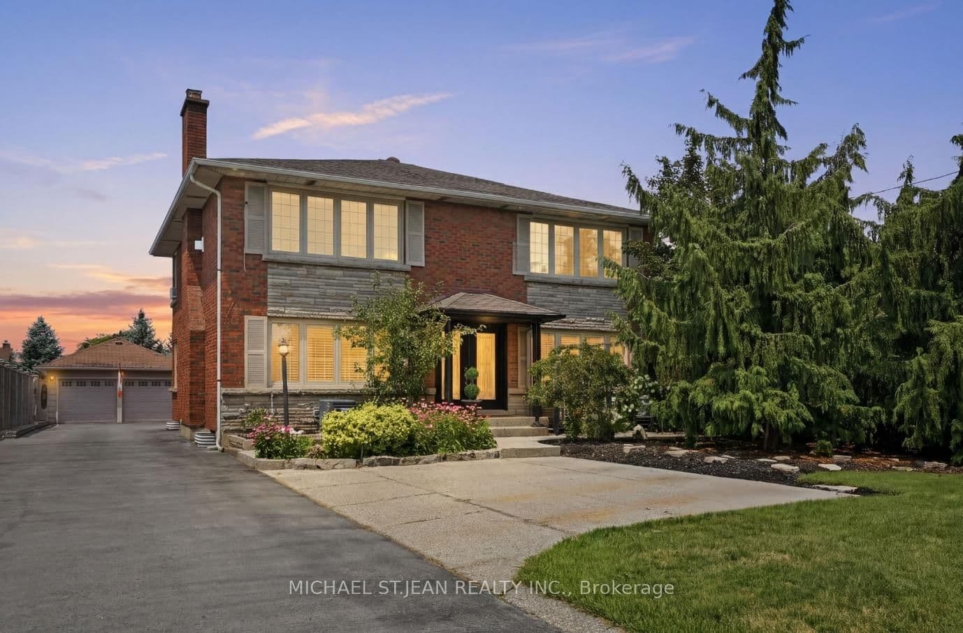 33 Centennial Parkway S - Image 1