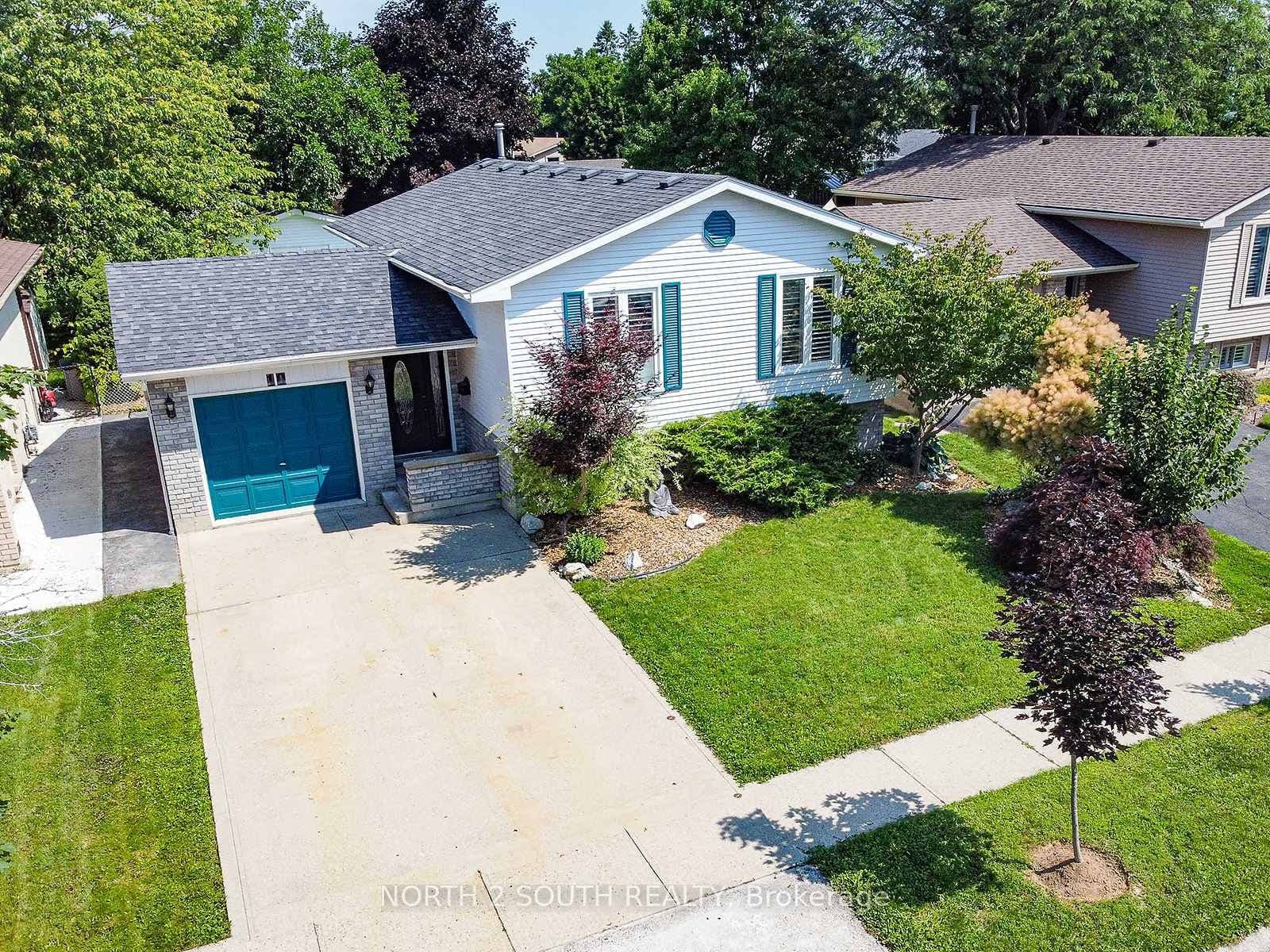 10 Latzer Crescent - Image 1