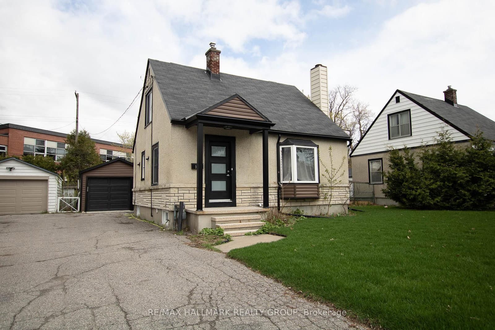 929 Merivale Road - Image 2